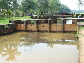 സാമ്പത്തികസമത്വത്തിൻ കേരളീയമഹാഭാഷ്യം (കവിത)