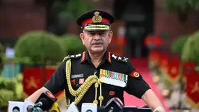 'ഞങ്ങൾക്ക് സ്വാതന്ത്ര്യം ലഭിച്ചയുടനെ ഞങ്ങൾ ഉചിതമായ മറുപടി നൽകി...', കാർഗിൽ വിജയ് ദിവസിൽ ഓപ്പറേഷൻ സിന്ദൂരിനെക്കുറിച്ച് കരസേനാ മേധാവി