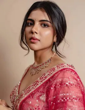 അതുകേട്ട് എനിക്ക് കരച്ചില്‍ നിര്‍ത്താനായില്ല, പ്രിയപ്പെട്ടവര്‍ എന്നെ വിട്ടുപോകുന്നത് സഹിക്കാന്‍ കഴിയില്ല, ആ സമയങ്ങളില്‍ വലിയ വിഷമമായിരുന്നു: കല്യാണി പ്രിയദര്‍ശന്‍