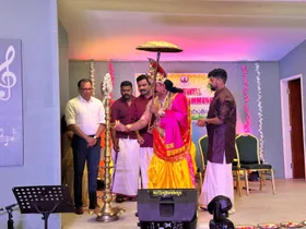 വോമ്പ്‌വെൽ മലയാളി കമ്മ്യൂണിറ്റിയുടെ ഓണാഘോഷം വർണാഭമായി; മിഴിവേകാൻ വാദ്യമേളങ്ങളും കലാവിരുന്നുകളും വടംവലിയും