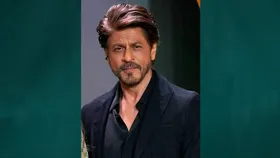 बॉलीवुड के सबसे अमीर 10 हीरो के नाम जानकर हो जाएंगे हैरान