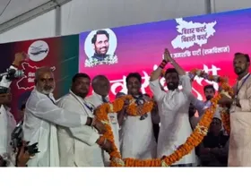 बिहार की सभी 243 सीटों पर अपना 'चिराग' जलाएंगे चिराग पासवान