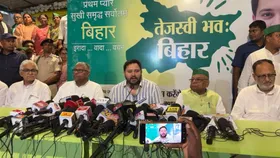 पॉकेटमार PM और अचेत CM: सीवान रैली पर तेजस्वी यादव का तीखा हमला