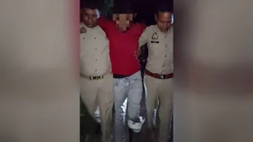 Bareilly News: हाफ़िज़गंज पुलिस ने मुठभेड़ के बाद दो शातिर लुटेरे दबोचे