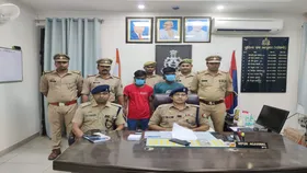 Crime News: राह चलते लोगों को लूटने वाले निकले आटो चालक , दो गिरफ्तार