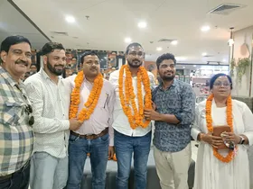 Election: बदायूं में पंचायती राज संघ के विशाल अध्‍यक्ष, रीना पाठक चुनी गईं उपाध्‍यक्ष