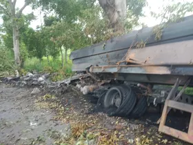 Bareilly News: डिवाइडर से टकराने पर ट्रक में आग लगी, ड्राइवर की जिंदा जलकर मौत