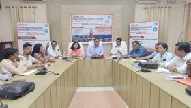 नगर विकास को लेकर डीएम की बड़ी बैठक, पार्षदों ने रखे 50 से अधिक विकास प्रस्ताव