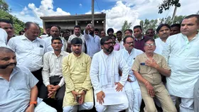 कांग्रेस सांसद तनुज पुनिया ने बरेली में क्षतिग्रस्त अंबेडकर प्रतिमा स्थल का किया दौरा, दोषियों पर कड़ी कार्रवाई की मांग