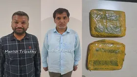 Crime News: मादक पदार्थ तस्करी करने वाले अंतरराष्ट्रीय गिरोह के दो तस्कर 1.540 किलो चरस के साथ गिरफ्तार