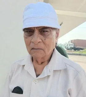 शोकः  शिक्षक नेता संतोष पांडेय का निधन से शोक, अंत्येष्टि में उमडे लोग