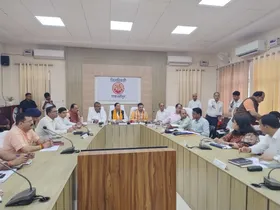 याचिका समिति सभापति अशोक अग्रवाल बोले जनहित के प्रकरणों को लम्बित रखना अस्वीकार्य, समयबद्ध निस्तारण सुनिश्चित करें