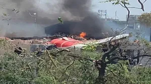 gujarat flight clash