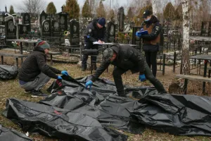 2022-04-06T214610Z_571274814_RC2NHT9IJNR2_RTRMADP_3_UKRAINE-CRISIS-BUCHA