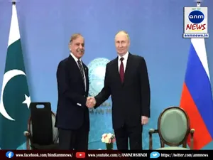 Pakistani PM Shahbaz Sharif handed a letter to President Vladimir Putin