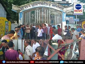 TMC locked the main gate of the Panchayat office