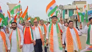 ભરૂચ: ભોલાવ વિસ્તારમાં તિરંગા યાત્રા નીકળી, 1200 ફૂટ લાંબો તિરંગો આકર્ષણનું કેન્દ્ર