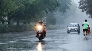 ગુજરાતમાં આજે છૂટા છવાયા વરસાદની આગાહી, લોકો ગરમીથી પરેશાન