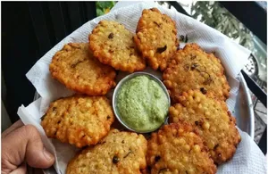 ઉપવાસ દરમિયાન ઘરે બનાવો સાબુદાણા મિક્સ બટાકાના ભજીયા, જાણો સરળ રેસીપી
