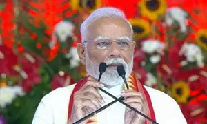 ગુજરાતમાં બે દિવસના પ્રવાસે આવેલા પીએમ મોદીએ અમદાવાદના નિકોલમાં જનસભા ગજવી