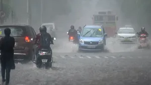 July 28, 2025 weather forecast,  Kolkata weather  ,West Bengal weather update,  Monsoon forecast  ,Heavy rainfall,  Thunderstorm with rain,  South Bengal weather,  North Bengal weather forecast,  Temperature drop,  Humidity discomfort,  Rain probability in Kolkata,  Monsoon conditions,২৮ জুলাই ২০২৫ আবহাওয়ার পূর্বাভাস,  কলকাতা আবহাওয়া , পশ্চিমবঙ্গ আবহাওয়ার খবর  ,বর্ষার পূর্বাভাস,  ভারী বৃষ্টি,  বজ্রবিদ্যুৎ সহ বৃষ্টি  ,দক্ষিণবঙ্গ আবহাওয়া , উত্তরবঙ্গ আবহাওয়ার পূর্বাভাস  ,তাপমাত্রা হ্রাস,  আর্দ্রতা জনিত অস্বস্তি  ,কলকাতা বৃষ্টির সম্ভাবনা , মৌসুমি বায়ু
