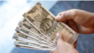 Rupee Ruppe vs Dollar image