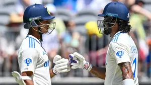 Yashasvi Jaiswal KL Rahul