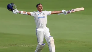 yashasvi jaiswal made century in england during ind vs eng leeds test