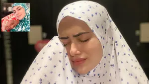 SANA KHAN MOTHER