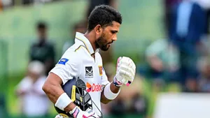 Dinesh Chandimal missed his 17th Test century by just 7 runs got out in an unfortunate manner