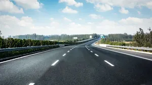 Difference between Expressway and Highway