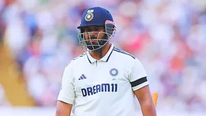 Rishabh Pant does not like to talk while batting revealed by a member of Team India