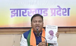 झारखंड: फादर पर छात्राओं से यौन शोषण का आरोप, भाजपा ने प्रशासन पर उठाए सवाल