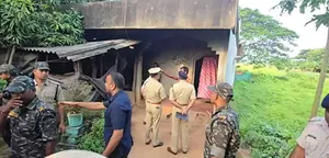ओडिशा के शीर्ष पुलिस अधिकारियों ने पुरी में नाबालिग लड़की आग घटना स्थल का दौरा किया