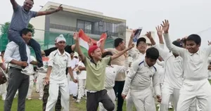 अंशुल कंबोज को भारतीय टीम में जगह मिलने पर उनके घर में जश्न का माहौल