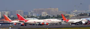 मुंबई इंटरनेशनल एयरपोर्ट पर बम की धमकी, जांच जारी