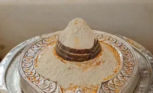 सावन की चतुर्दशी और आयुष्मान योग : सुख-समृद्धि के लिए ऐसे करें हर और हरि की पूजा