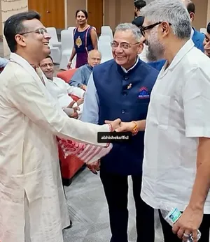 विवेक रंजन ने की सोमनाथ घोष से मुलाकात, 'द बंगाल फाइल्स' को मिले समर्थन के लिए जताया आभार