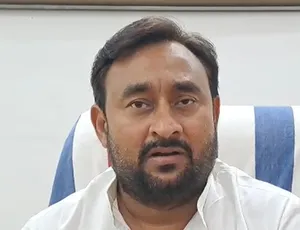 पूजा पाल को पार्टी से निकालना समाजवादी पार्टी की तुच्‍छ मानसिकता : डॉ. भोला सिंह