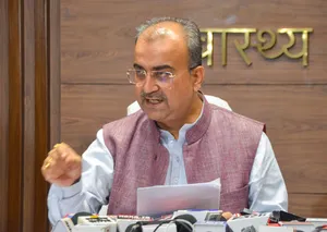 Patna: Mangal Pandey addresses a presss conference