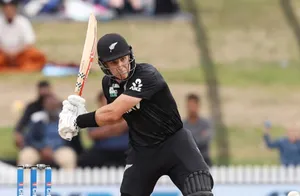 Hay, Abbbas, Foulks & Ashok get maiden NZ's central contracts