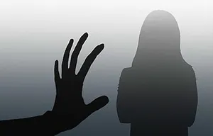 मुंबई में दहेज उत्पीड़न को लेकर महिला ने पति और ससुराल वालों के खिलाफ़ मामला दर्ज कराया