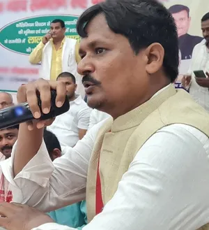 MLA Satish Kumar