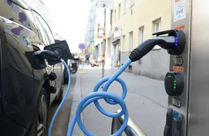 Market share of electric cars in India accelerates past 4 pc in May