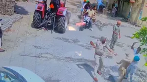 मोगा : एएसआई की गुंडागर्दी का वीडियो वायरल, पूर्व फौजी और भतीजे की बेरहमी से की पिटाई