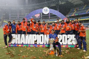 श्रेयस अय्यर की मुंबई फाल्कंस फाइनल में हारी, मराठा रॉयल्स बने चैंपियन (लीड-1)