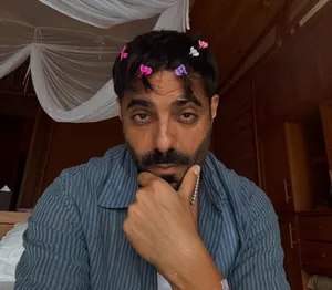 Aparshakti Khurana’s daughter Arzoie turns into his personal hairstylist