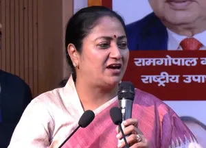 सीएम रेखा गुप्ता ने आयुष्मान आरोग्य मंदिर का किया शुभारंभ, आप के मोहल्ला क्लीनिक पर साधा निशाना