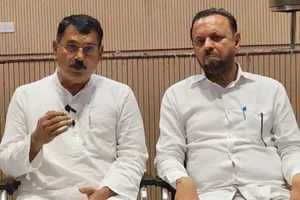 हरियाणा: कांग्रेस जिला अध्यक्षों के चयन को लेकर पर्यवेक्षक ने पार्टी नेताओं से बात की