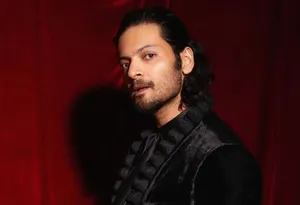 ali fazal, metro in dino